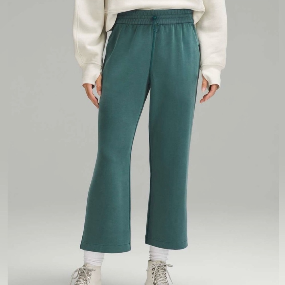 Lululemon Teal Activewear Pants